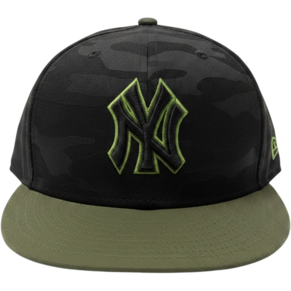 New Era 59FIFTY New York Yankees Hat Black Camo Olive Green Size 7 3/8 Fitted